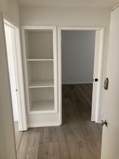 Building Photo - Casa del Mar