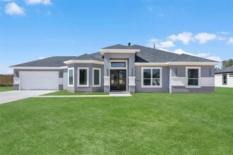 Building Photo - 3135 Kermes Dr