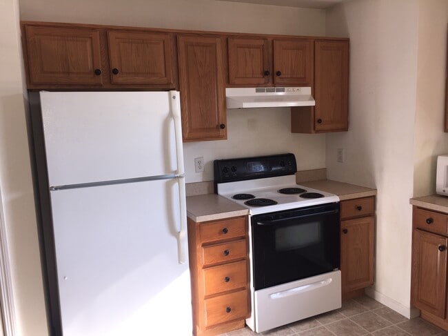 Foto del edificio - 35 Christine Dr