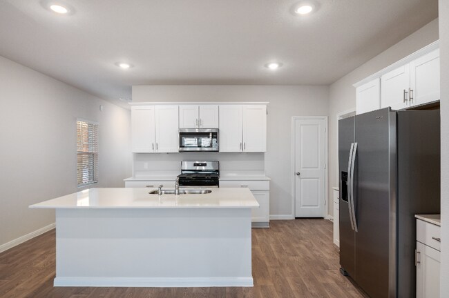 Foto del edificio - 240 New Albany Ln