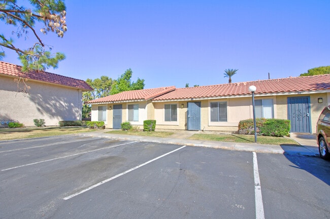 Building Photo - 82567 Ave 48