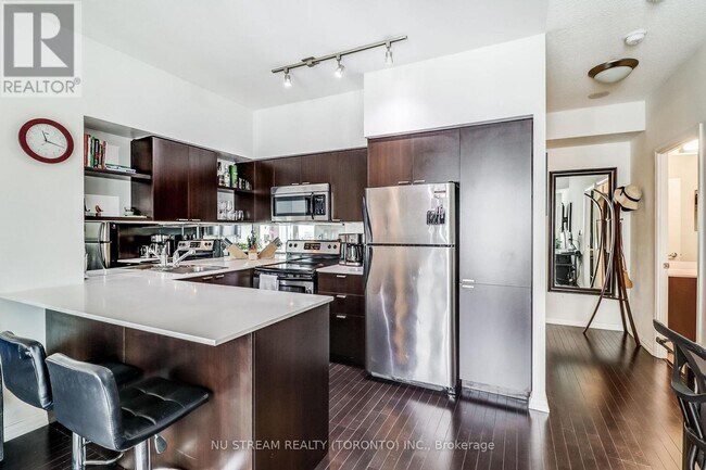 Photo du bâtiment - 35 Hayden St