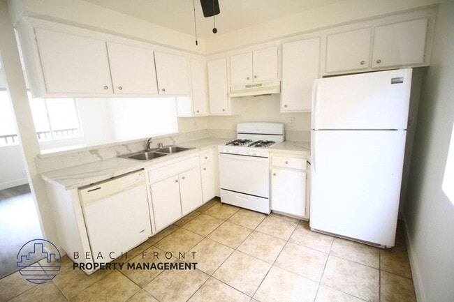 Foto del edificio - 11503 Menlo Ave.