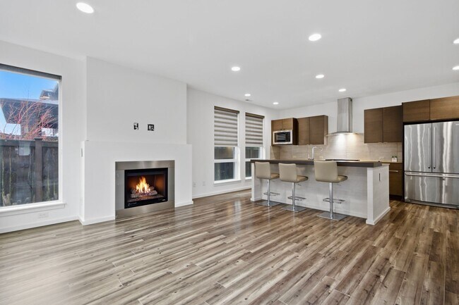 Foto del edificio - 17129 42nd Dr SE