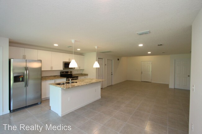 Building Photo - 4 br, 2 bath House - 1798 Tradewinds Ave SE