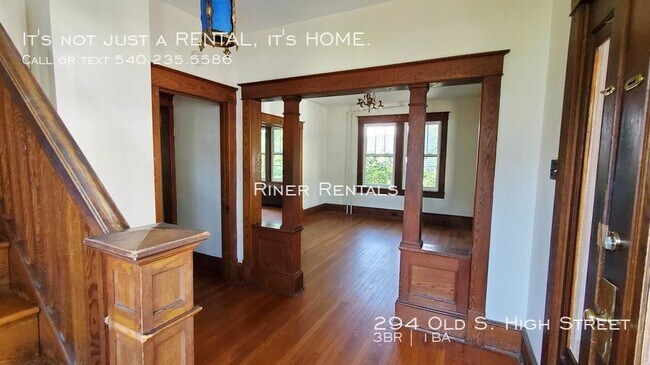 Photo - 294 Old S High St House