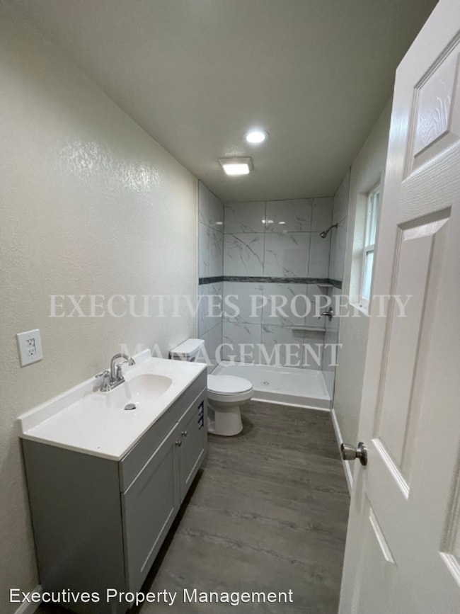 Building Photo - 1 br, 1 bath House - 185 South S St