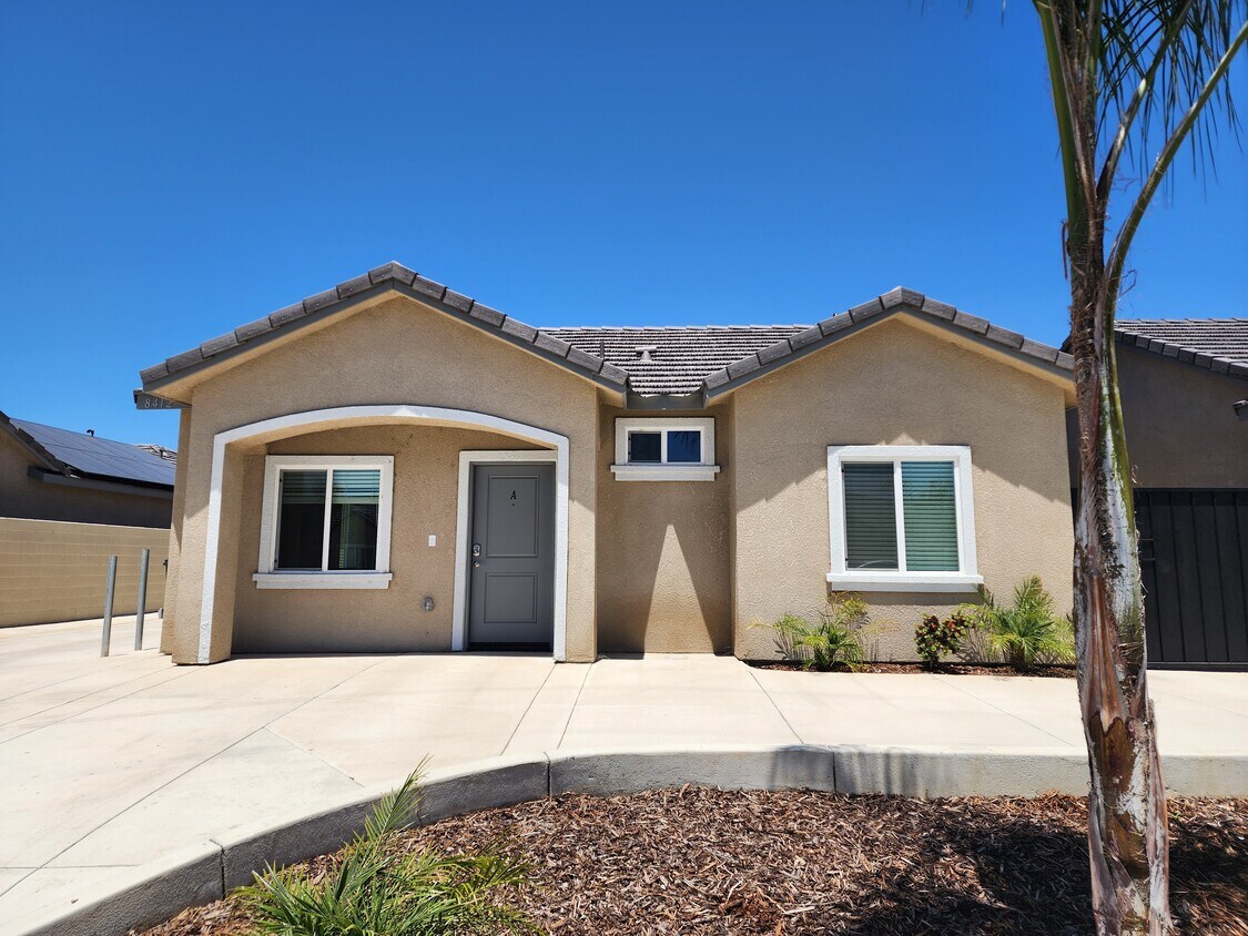 Front facade - 8412 Frankie Lou St