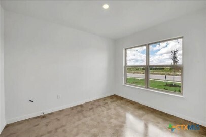 Foto del edificio - 914 Cherry Laurel Ln