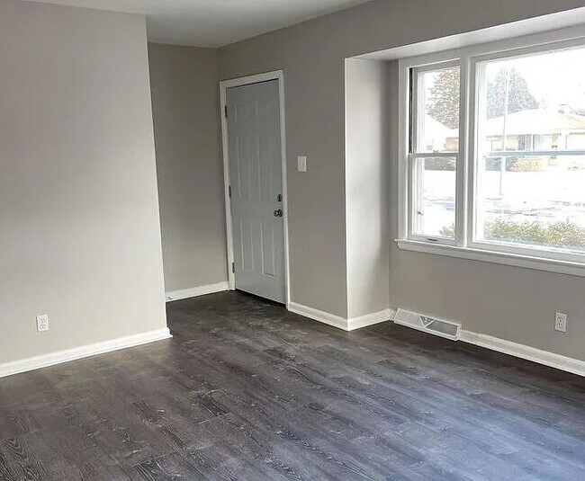 Foto del edificio - 5251 N 83rd St