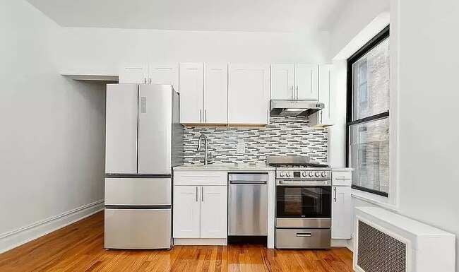 Building Photo - 400 East 53rd Street