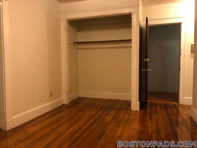 Foto del edificio - 63 Fellsway W