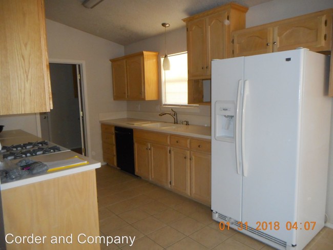 Building Photo - 3 br, 2 bath House - 6108 Summer Ray Rd. NW