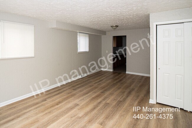 Foto del edificio - Discover Your New Home at Miles Landing!