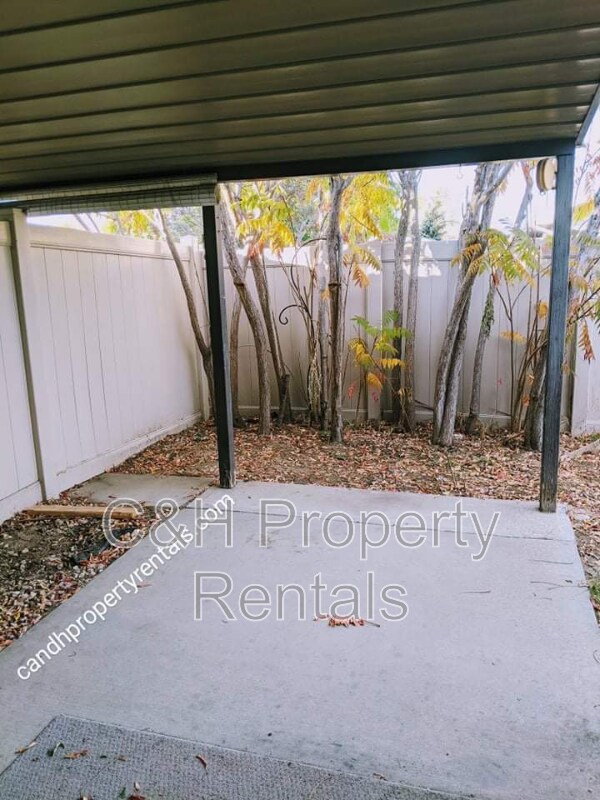 Foto del edificio - 1505 Elaine St