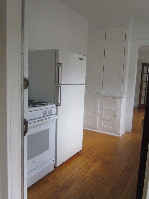 kitchen - 622 Euclid Ave