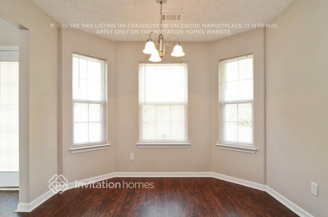 Foto del edificio - 5013 Grist Mill Dr