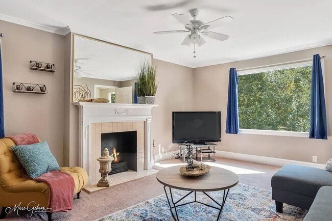 Foto del edificio - Fairfield Ave - 2 bed 1 Bath Apartment