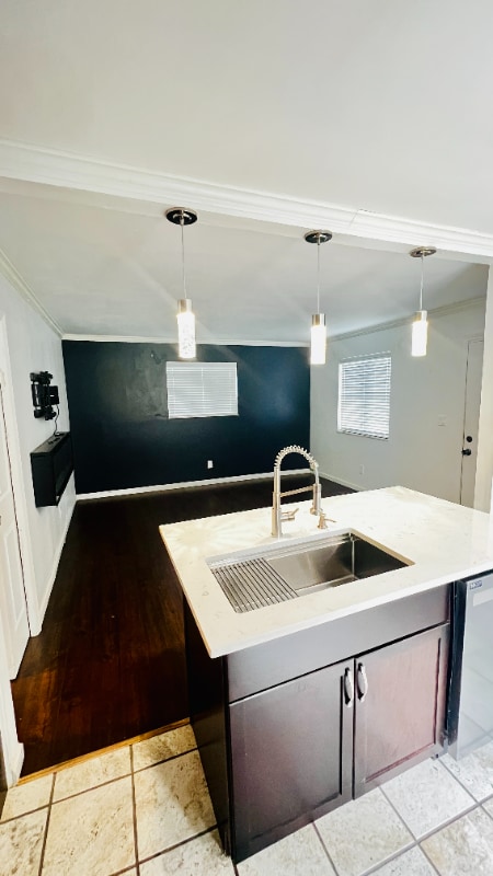 Foto del edificio - 933 East Ave