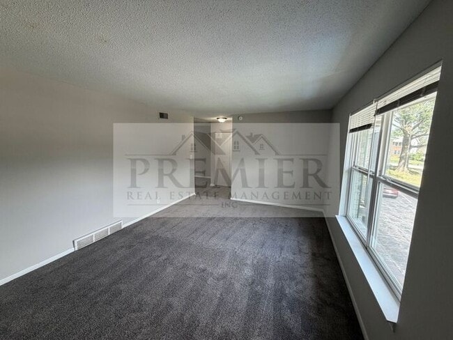 Building Photo - 9306 Reeder Dr