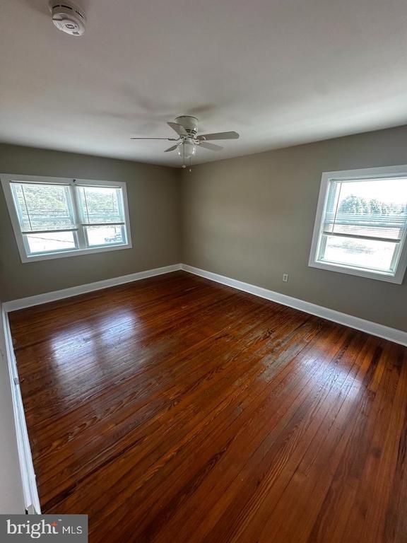 Building Photo - 3566 S Delsea Dr
