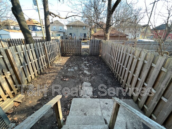 Foto del edificio - 2923 N Delaware St