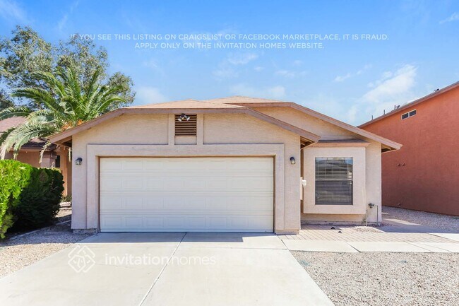 Building Photo - 11841 N 76th Ln