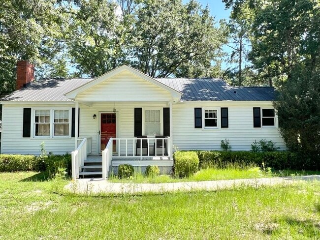 Building Photo - 1266 Pinecrest Dr