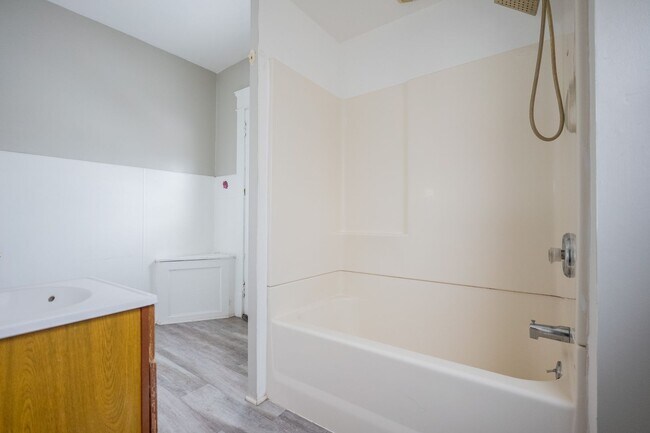 Foto del edificio - 1022 19th St NW