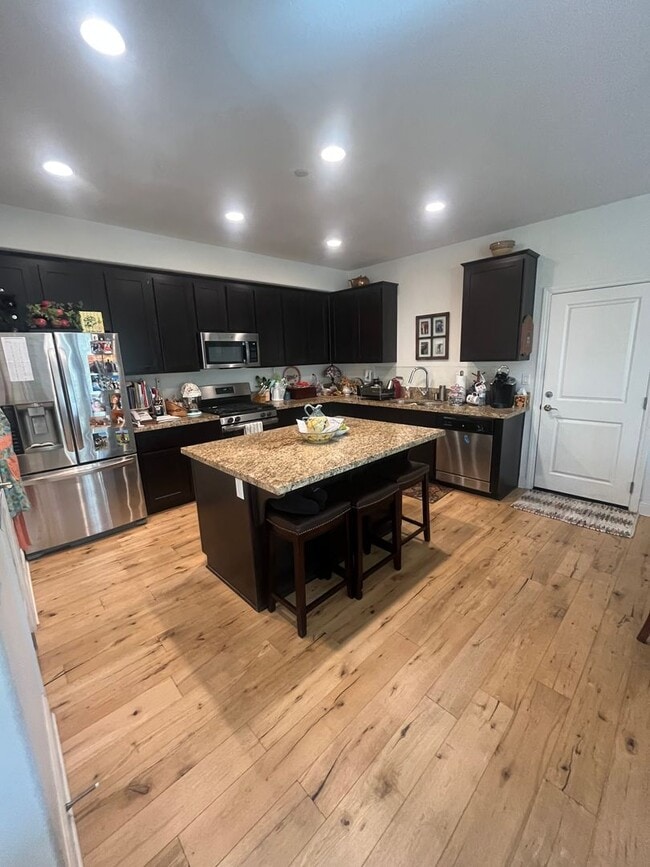 Building Photo - Charming 3 bedroom home in Atascadero