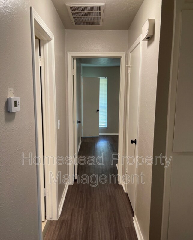 146 Barrett Pl, Edmond, OK 73003 Condo for Rent in Edmond, OK