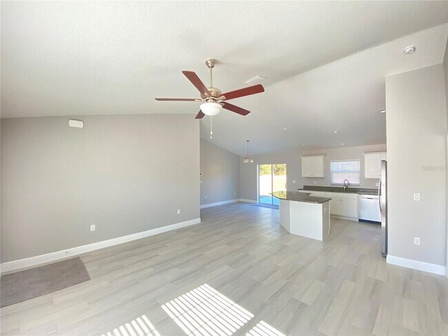 Foto del edificio - 2649 SW 152nd Ln