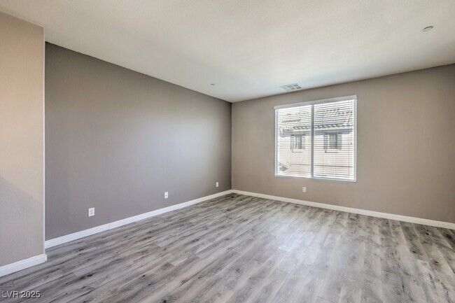 Foto del edificio - 4516 Townwall St