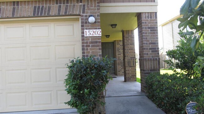 Foto del edificio - 15202 Trinity Meadow Dr