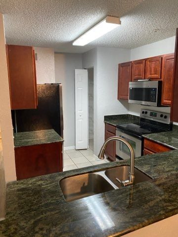 Building Photo - 4240 Summer Landing Dr
