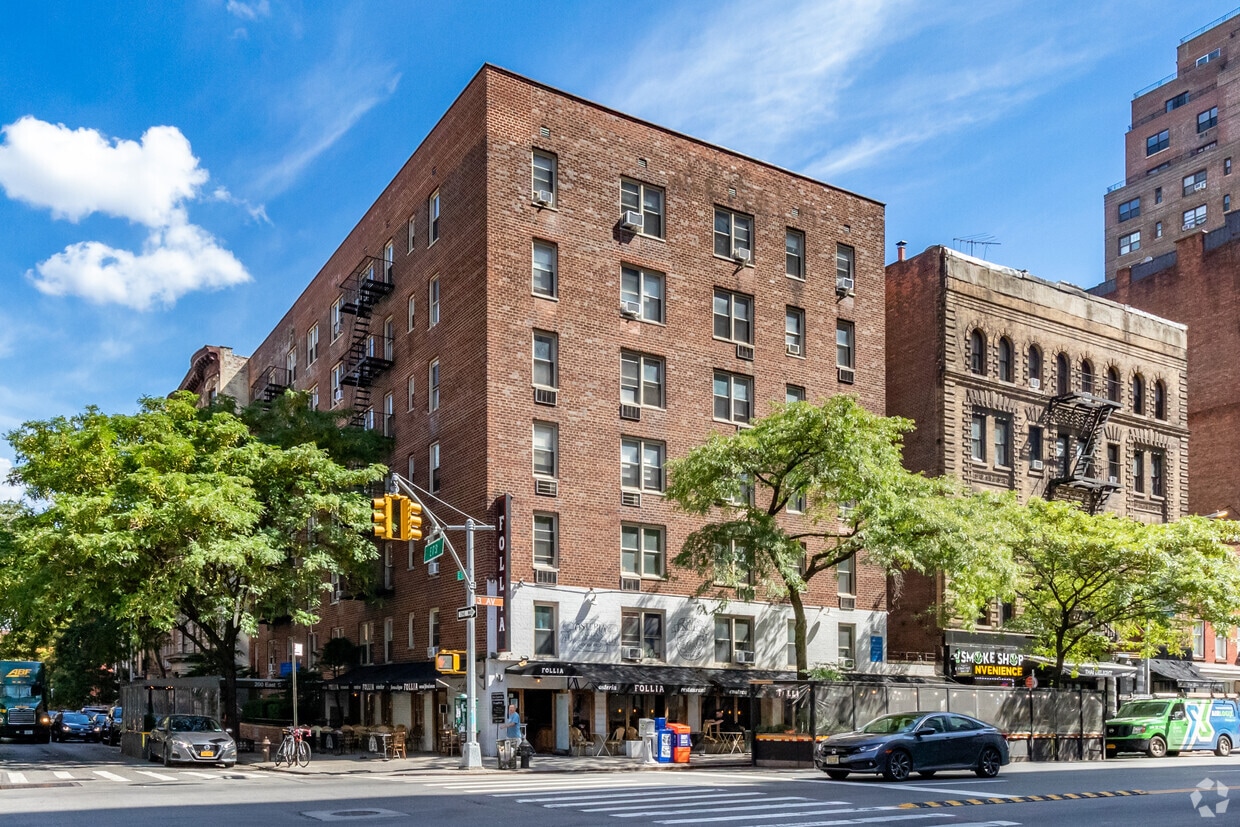 Primary Photo - 179 Third Ave