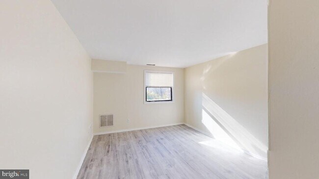 Foto del edificio - 300 Broadway