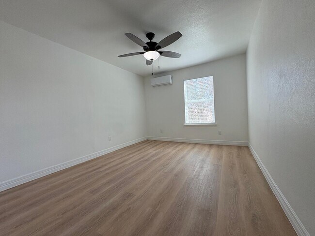 Foto del edificio - 1207 2nd Ave N