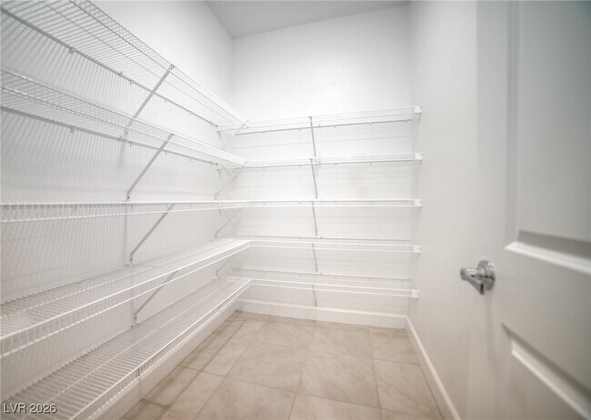 Foto del edificio - 8164 Caldera Creek St