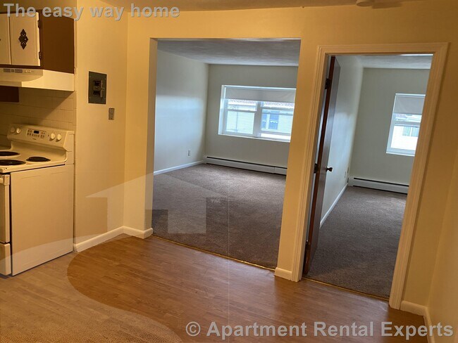 Building Photo - 80 Bow St