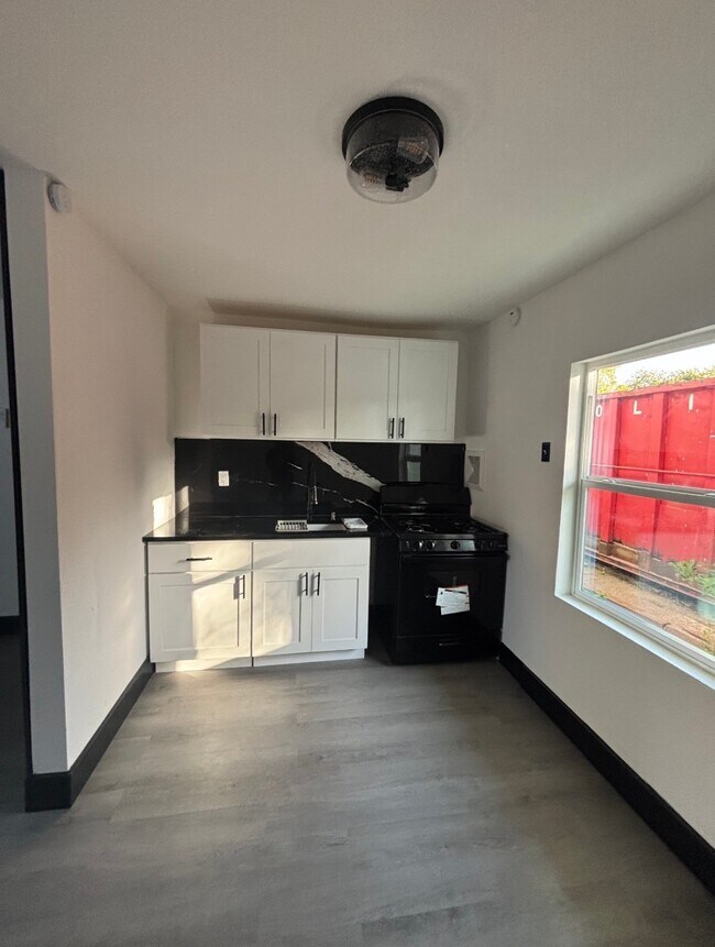 Foto del edificio - 7213 Moline St