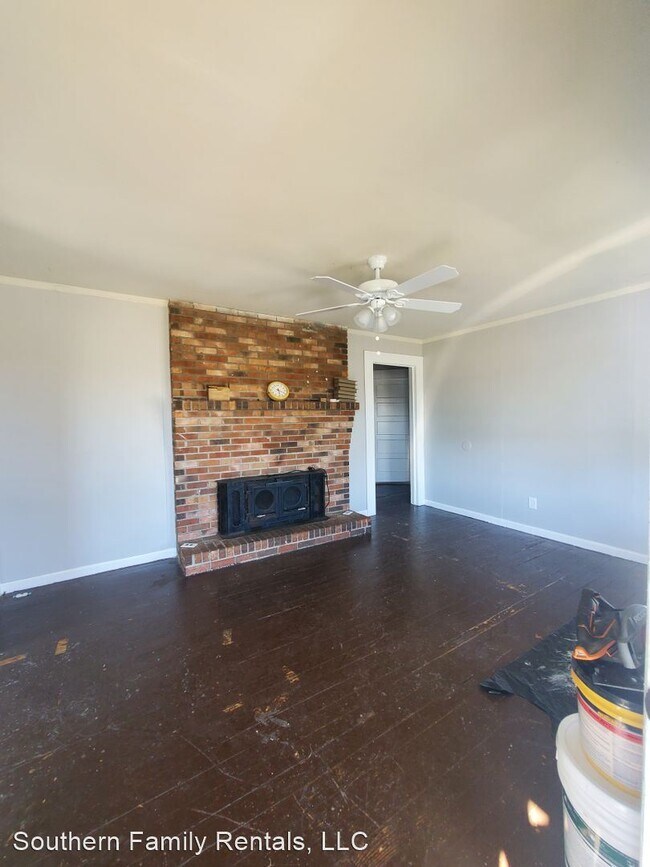 Building Photo - 3 br, 1 bath House - 134 Wrightsville Ave