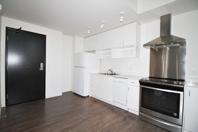 Loft Kitchen - Ice House Midtown