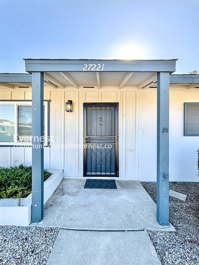 Foto principal - 27221 Sun City Blvd