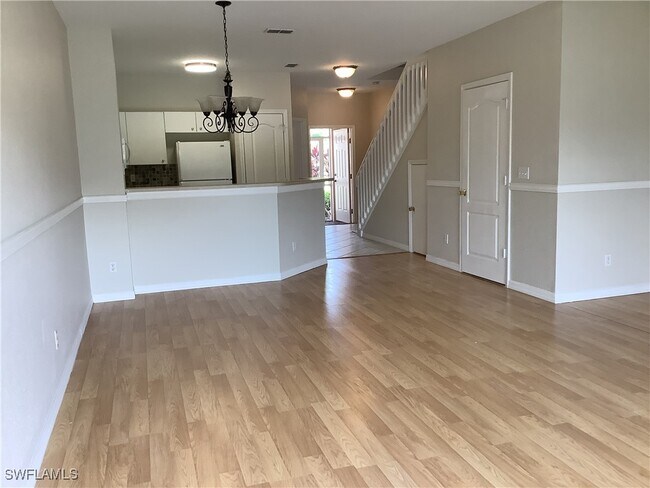 Building Photo - 1390 Weeping Willow Ct