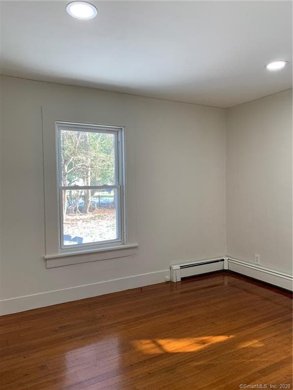 Building Photo - 270 Hackmatack St