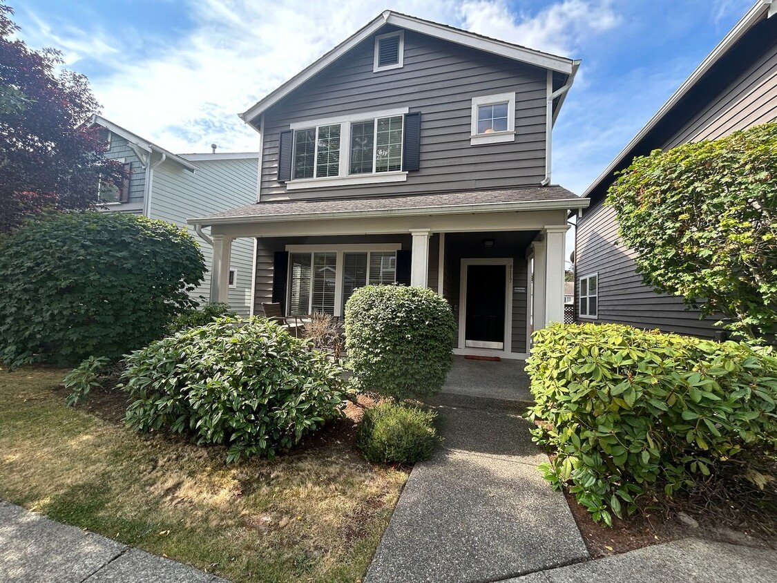 Primary Photo - Redmond Ridge Home