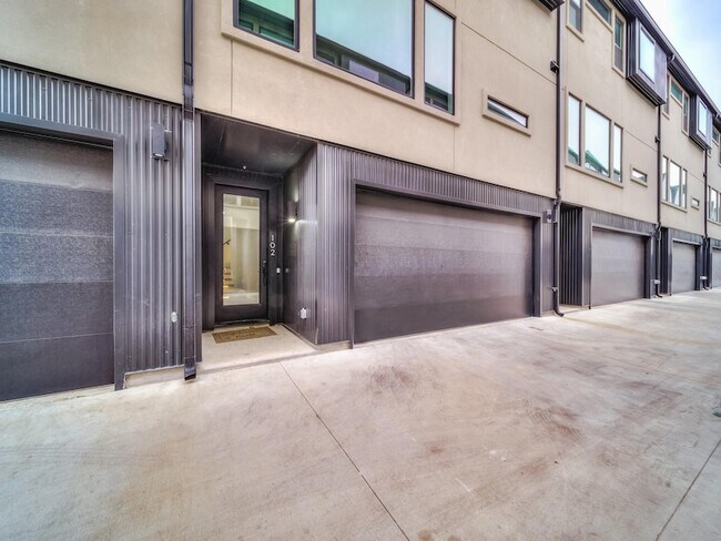 Foto del edificio - 2916 Hawthorne Ave