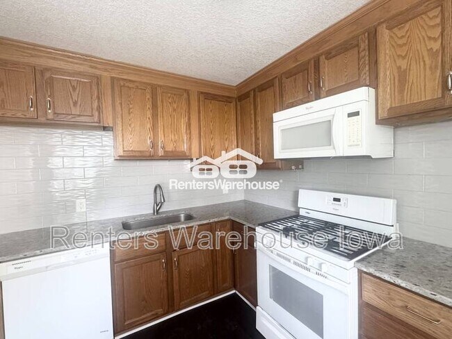 Foto del edificio - 6803 SW 16th St