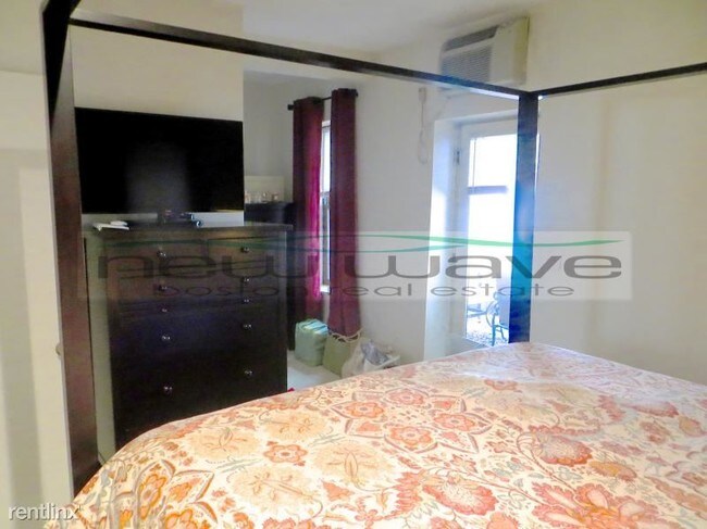 Building Photo - 1 br, 1 bath  - 32 Saint Germain St